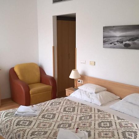 Lilla Wellnessapartman Zalakaros Ngoại thất bức ảnh