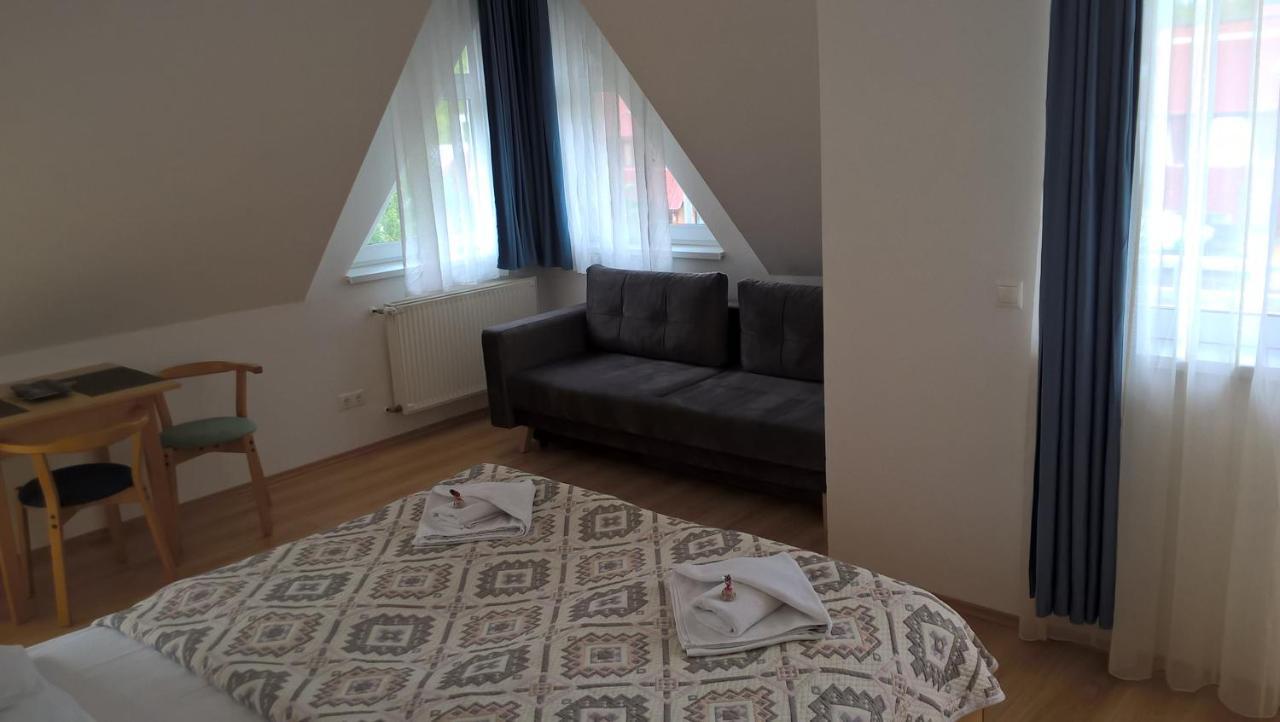 Lilla Wellnessapartman Zalakaros Ngoại thất bức ảnh