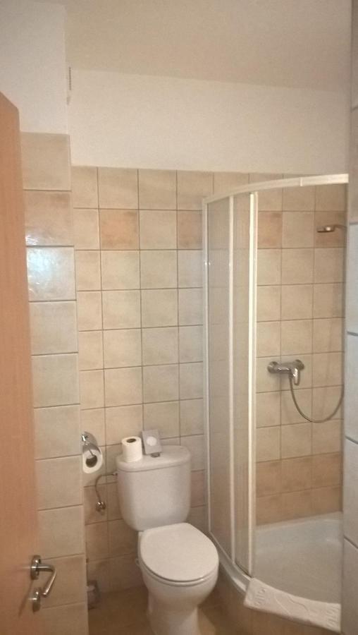 Lilla Wellnessapartman Zalakaros Ngoại thất bức ảnh