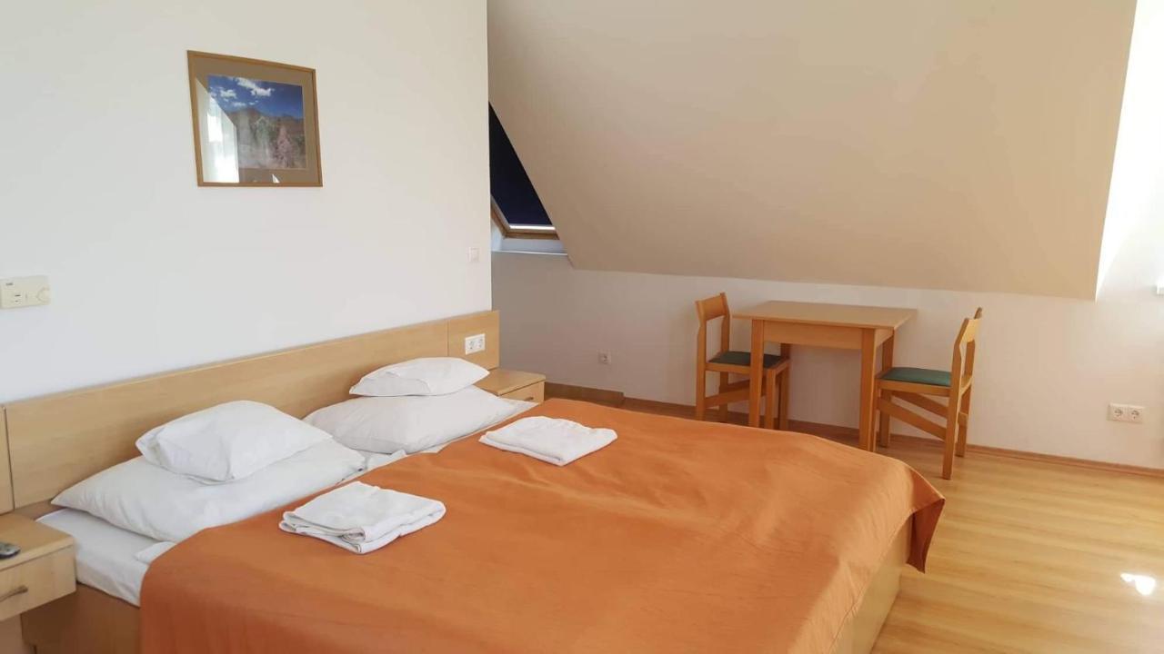 Lilla Wellnessapartman Zalakaros Ngoại thất bức ảnh